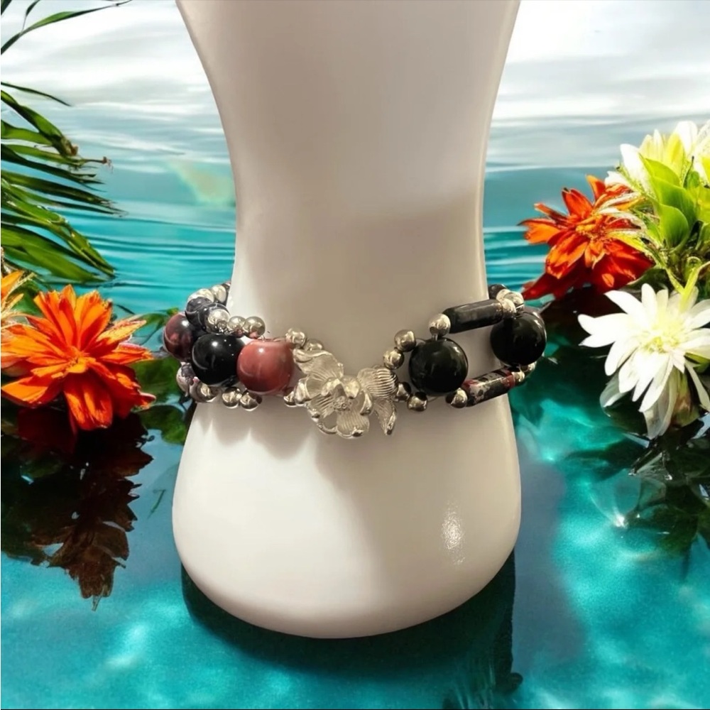 Red & Black Marble Glass Bead Double Layered Bracelet with Silver Accents